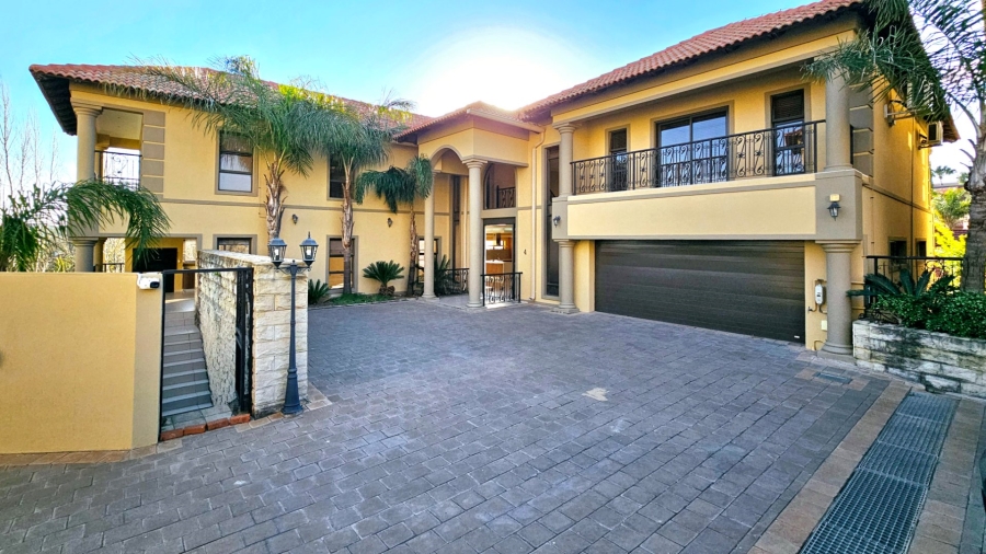 5 Bedroom Property for Sale in Kiepersol Free State